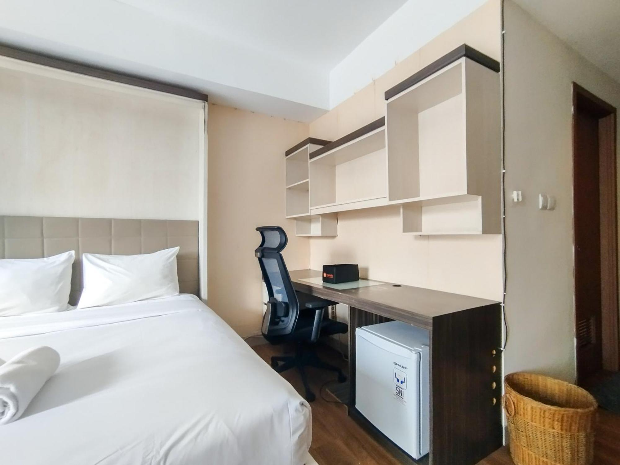 Simply And Comfy Studio Room Apartment Beverly Dago By Travelio Bandung Buitenkant foto